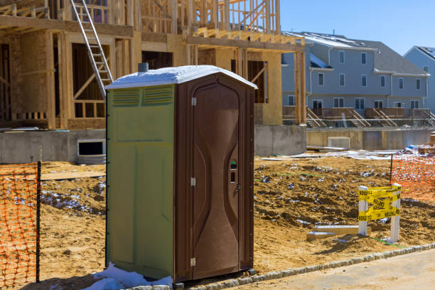 Portable Toilet Options We Offer in Falling Water, TN